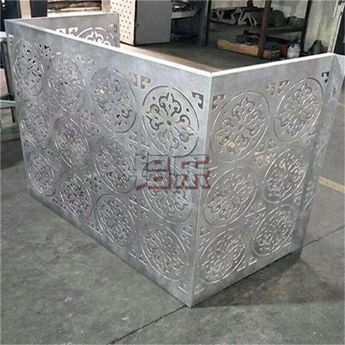 铝乐包柱铝单板厂家让您简单的购买到优良的包柱铝单板